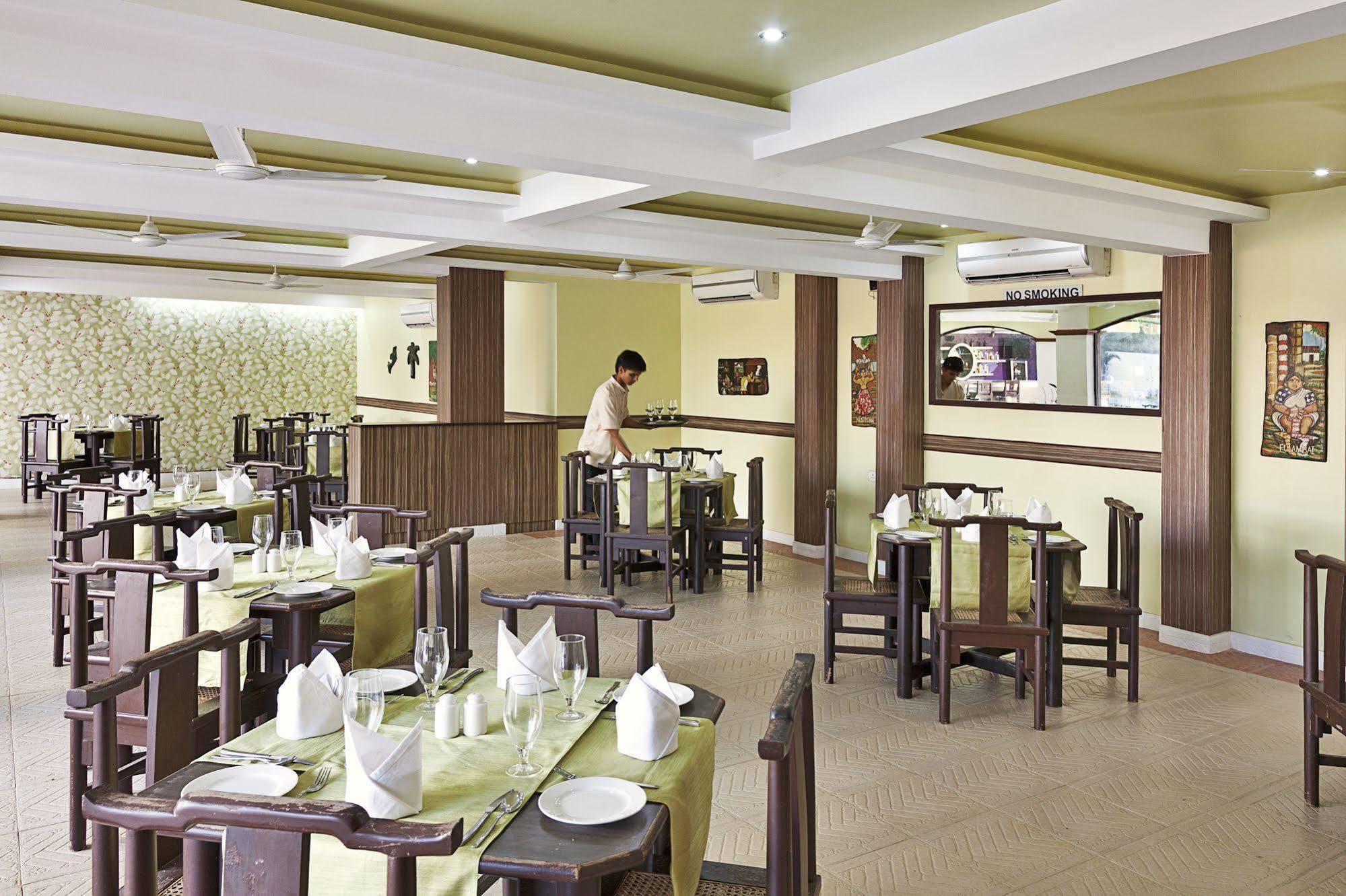 Crystal By Morpho, Goa Villagio Resort Betalbatim Luaran gambar